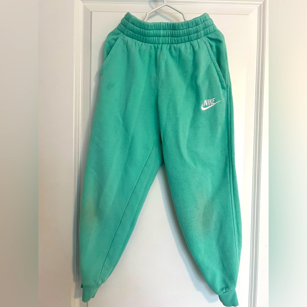Kids Nike sweatpant size small